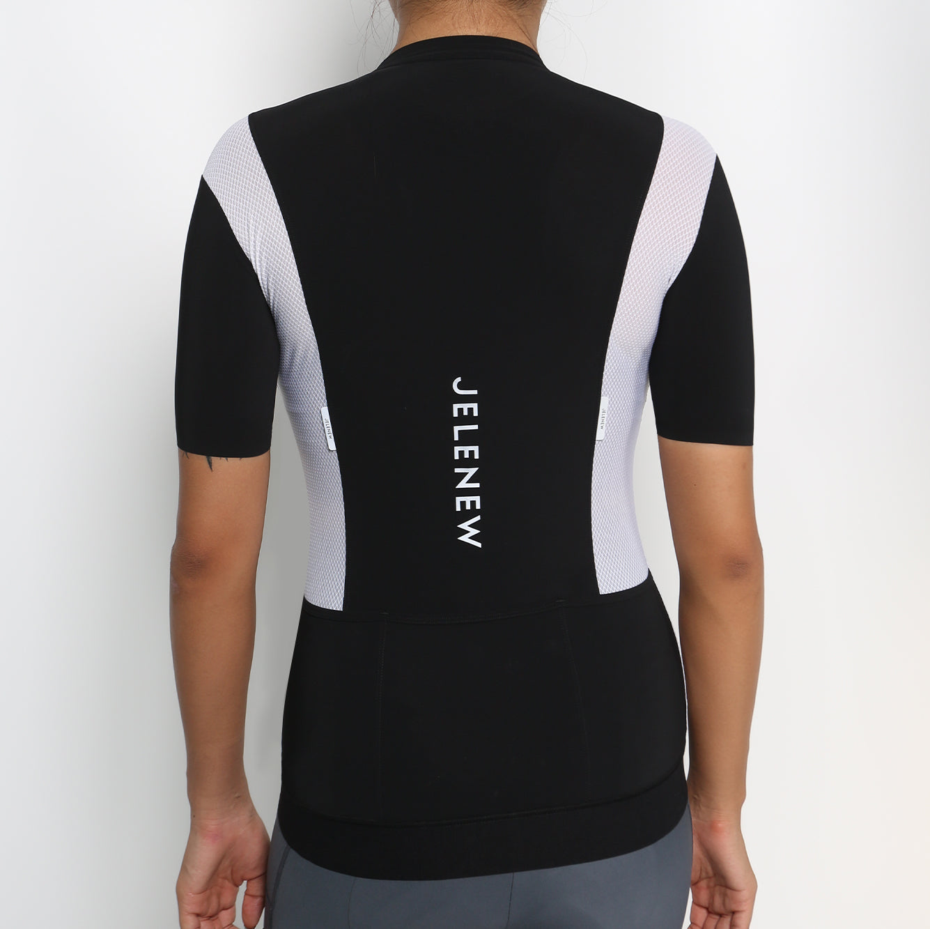 Hourglass Lightweight Short Sleeve Jersey