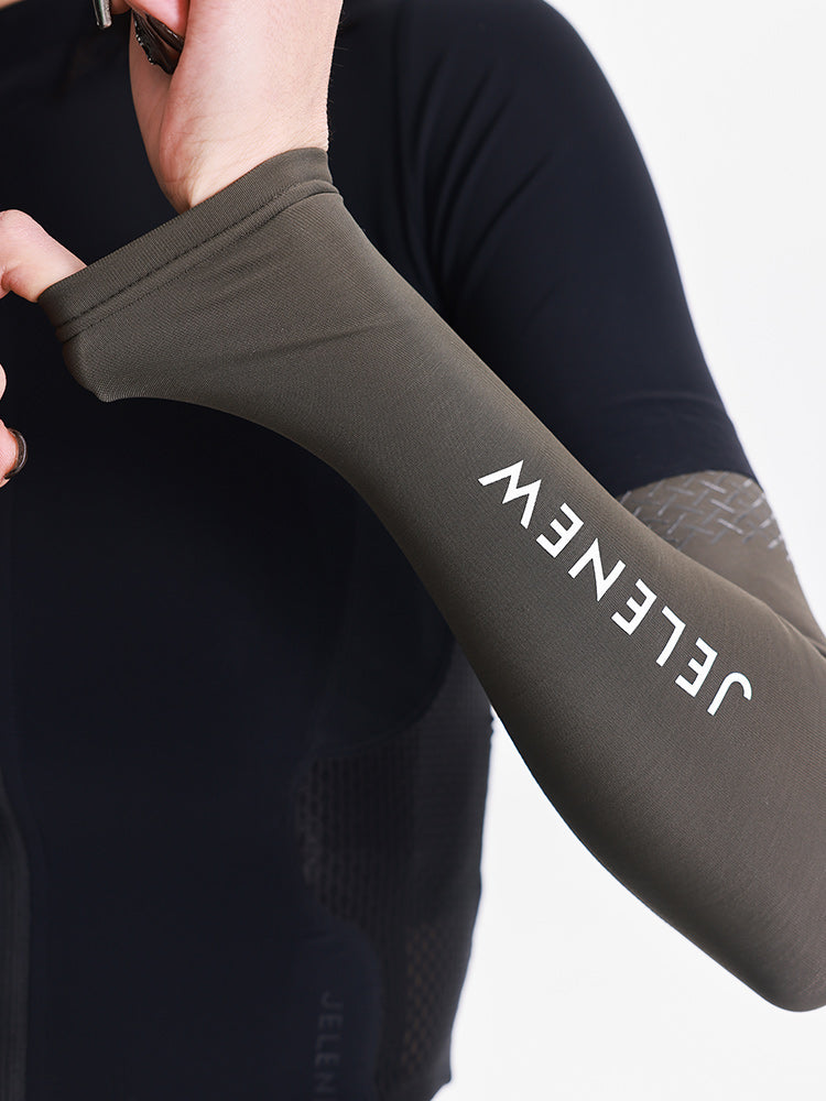 Brushed Logo Arm Warmer