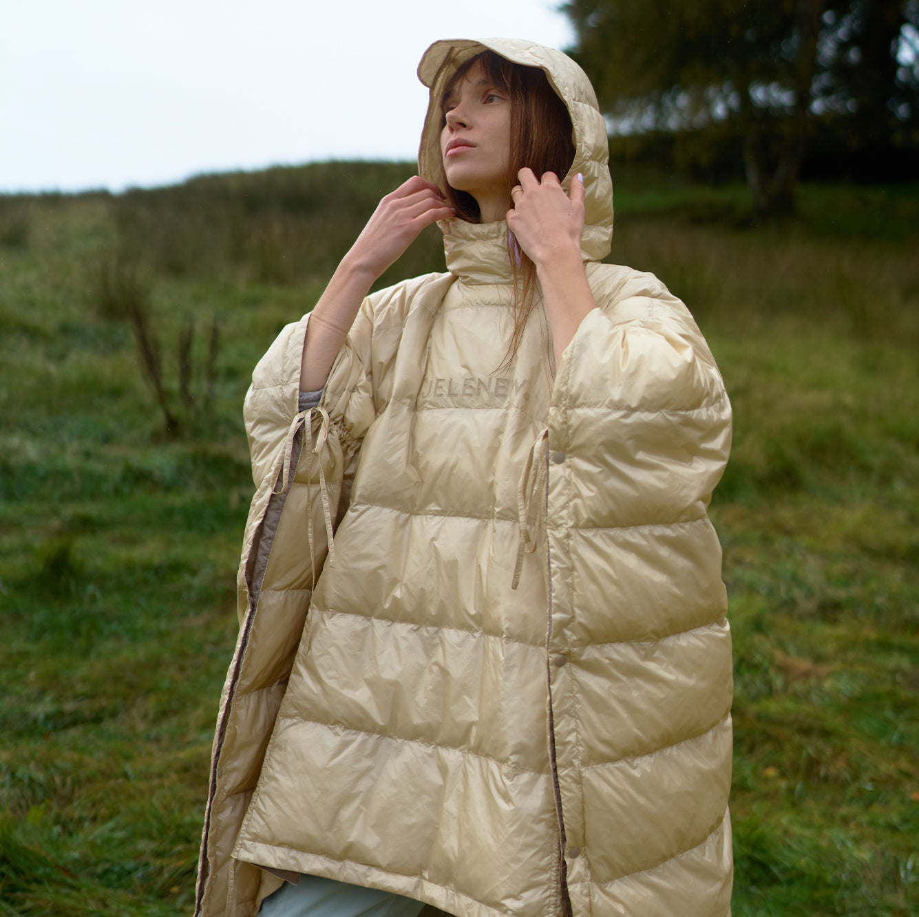 Cloud Lightweight Poncho